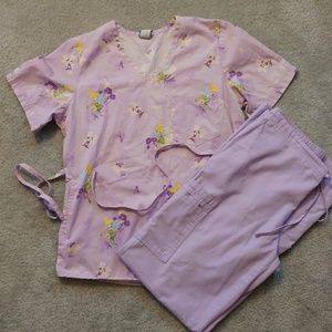 Scrub set